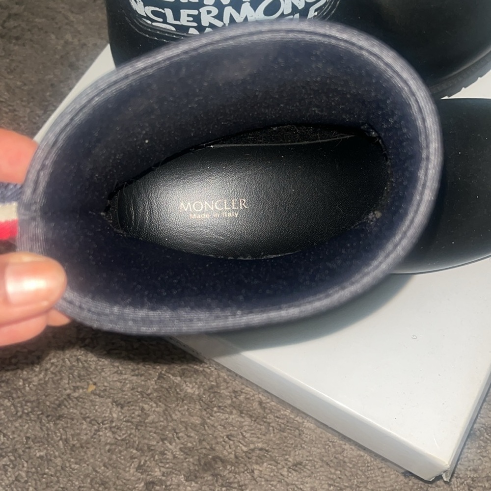 Moncler rain boots - Picture 2 of 4